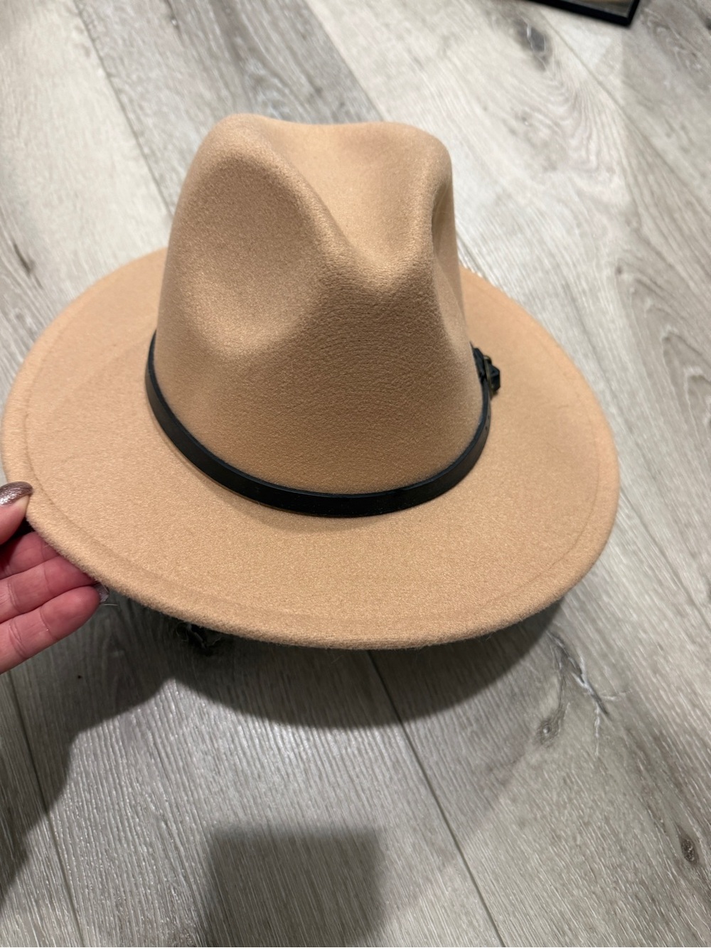 Royal Standard Classic Women's Tan Fedora Hat with Black Band